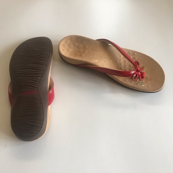Vionic Shoes | Vionic Flip Flops Size 8 | Poshmark